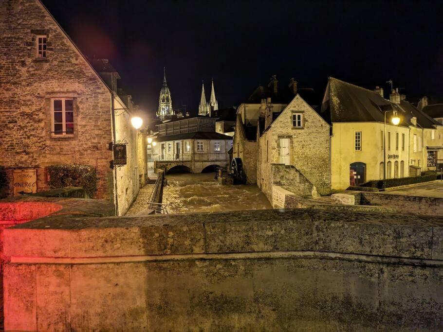 Studio Duplex Lejlighed Bayeux Eksteriør billede